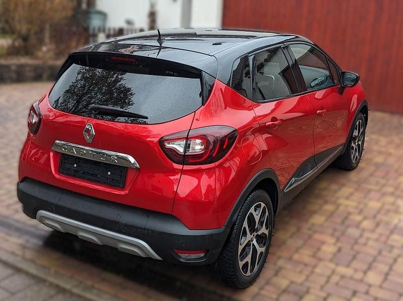 Gebraucht Renault Captur Collection 131 PS (96 kW) 2019 Rot SUV