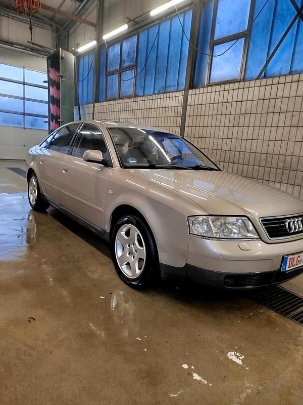 Gebraucht Audi A6 163 PS (119 kW) 2000 Gold Limousine
