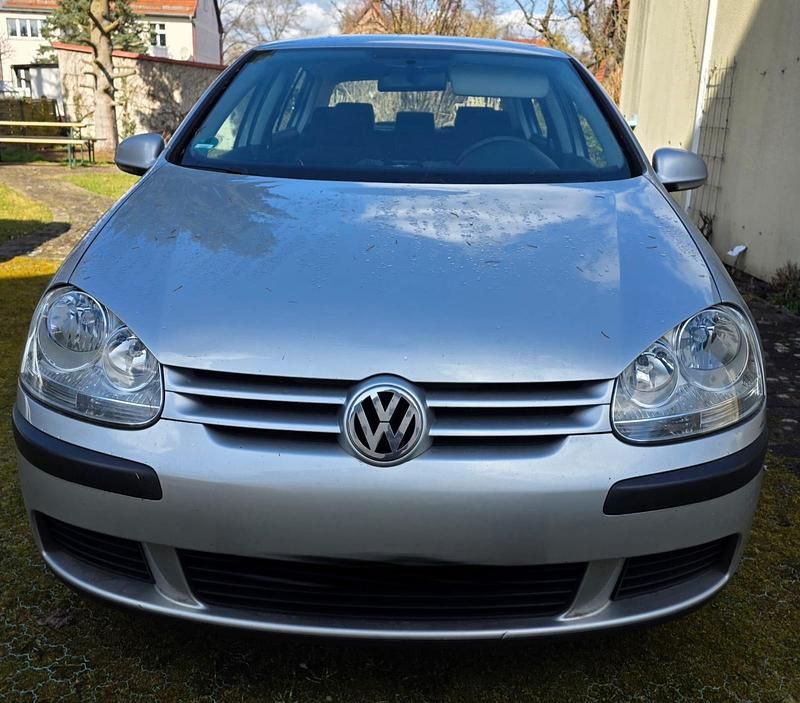 Gebraucht VW Golf V 102 PS (75 kW) 2006 Silber Kleinwagen
