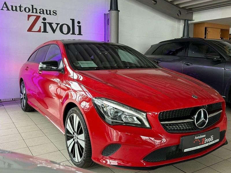 Rot Gebraucht 2017 Mercedes CLA250 Shooting Brake Night Kombi | 22.640 € (Fairer Preis) - Bild 1/4
