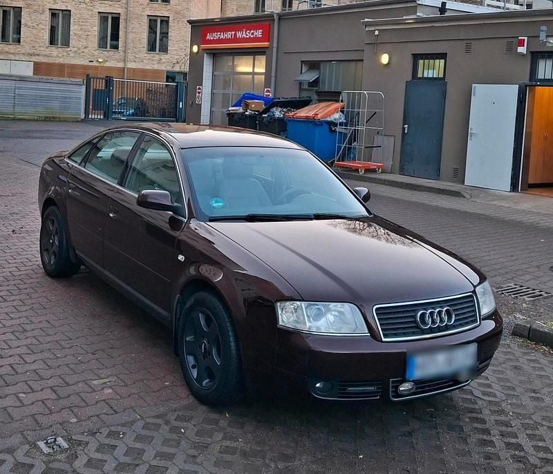Gebraucht Audi A6 150 PS (110 kW) 2001 Rot Limousine