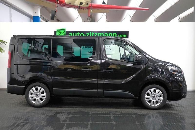 Gebraucht Nissan Primastar Tekna 170 PS (125 kW) 2025 Midnight black Van / Kleinbus