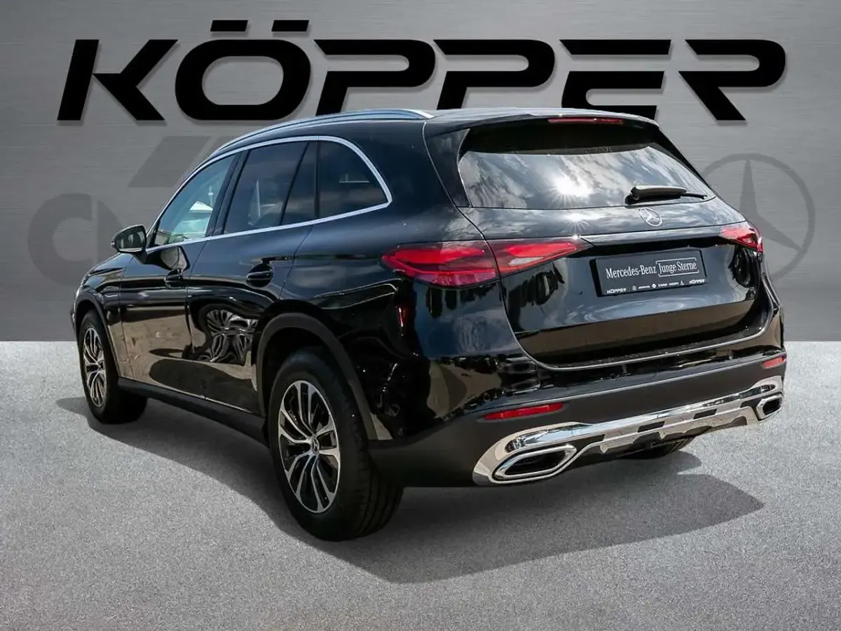 Gebraucht Mercedes GLC200 Advanced Plus 204 PS (150 kW) 2025 Schwarz SUV