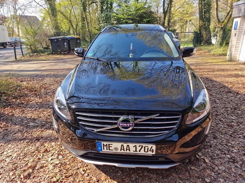 Gebraucht Volvo XC60 190 PS (139 kW) 2017 Schwarz SUV