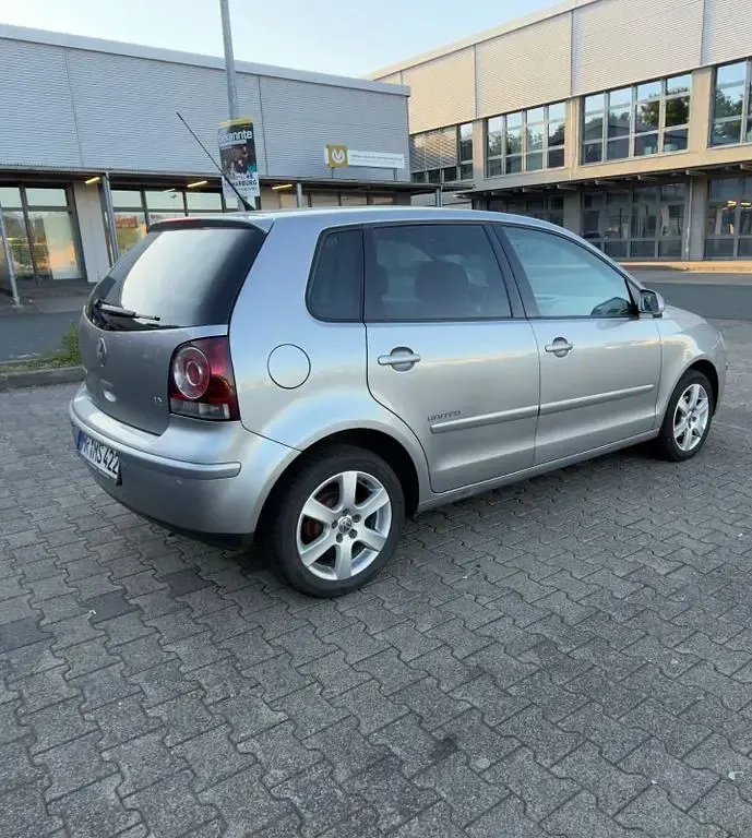 Gebraucht VW Polo United 69 PS (50 kW) 2009 Grau Kleinwagen