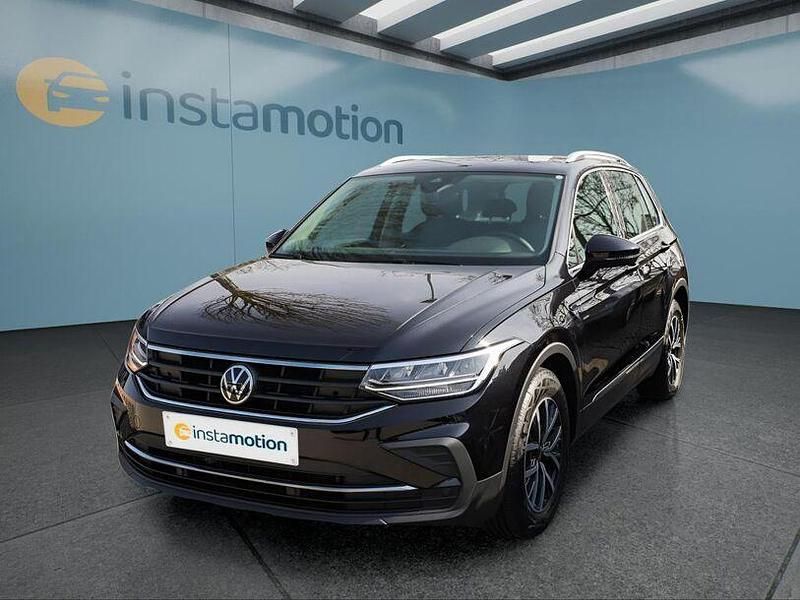 Gebraucht VW Tiguan 150 PS (110 kW) 2022 Schwarz SUV