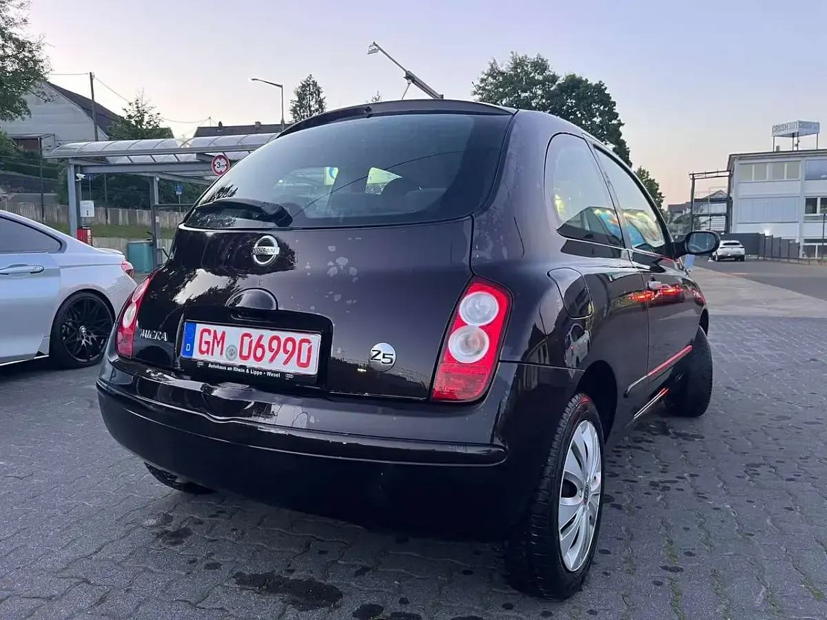 Gebraucht Nissan Micra 109 PS (80 kW) 2009 Night shade (m) Kleinwagen