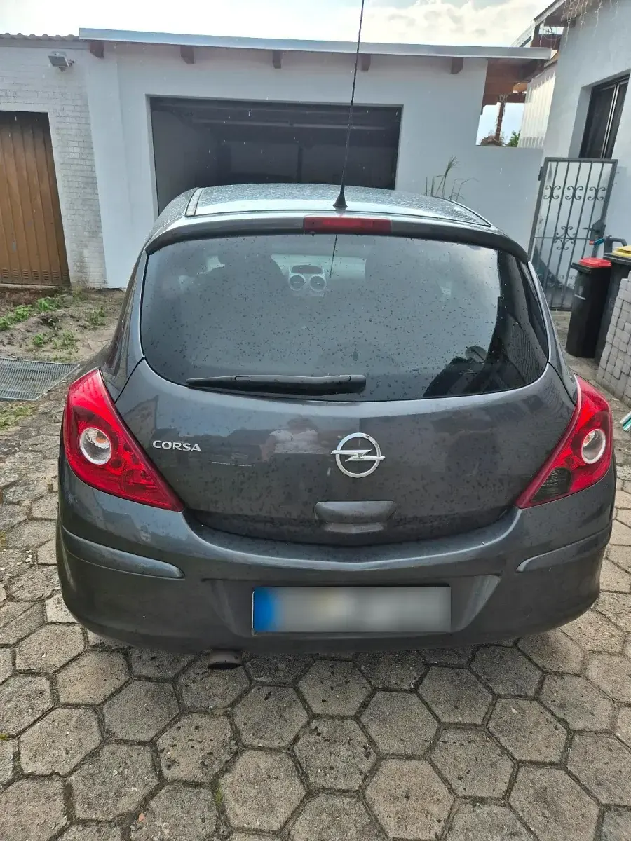 Gebraucht Opel Corsa 87 PS (63 kW) 2011 Grau Kleinwagen