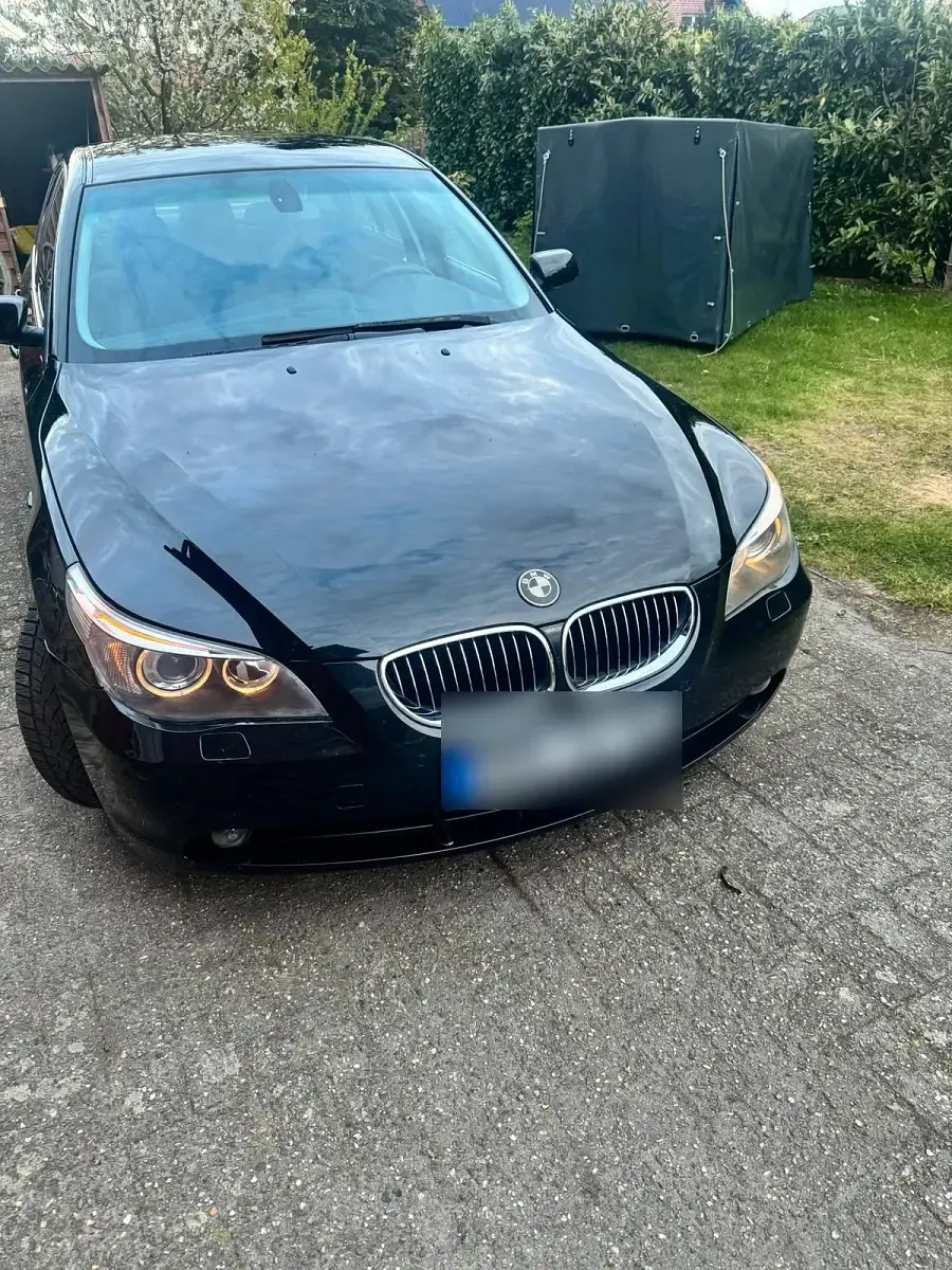 Gebraucht BMW 523 177 PS (130 kW) 2006 Schwarz Limousine
