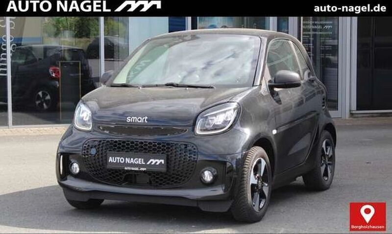 Schwarz Gebraucht 2024 Smart ForTwo Electric Drive Passion Exclusive Kleinwagen | 18.979 € - Bild 1/4