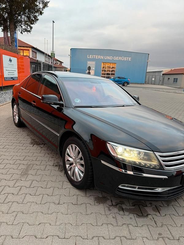 Usata VW Phaeton 241 CV (177 kW) 2012 Nero Berlina