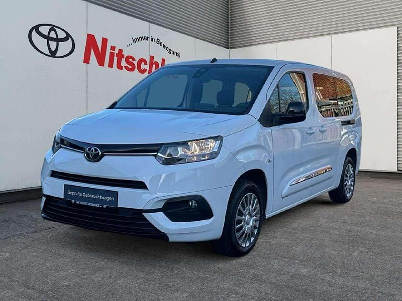 Weiß Gebraucht 2022 Toyota Proace City City Van / Kleinbus | 18.990 € (Etwas zu teuer) - Bild 1/4