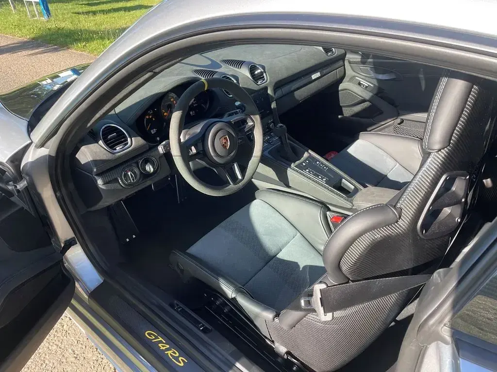 Gebraucht Porsche Cayman GT4 500 PS (367 kW) 2025 Silber