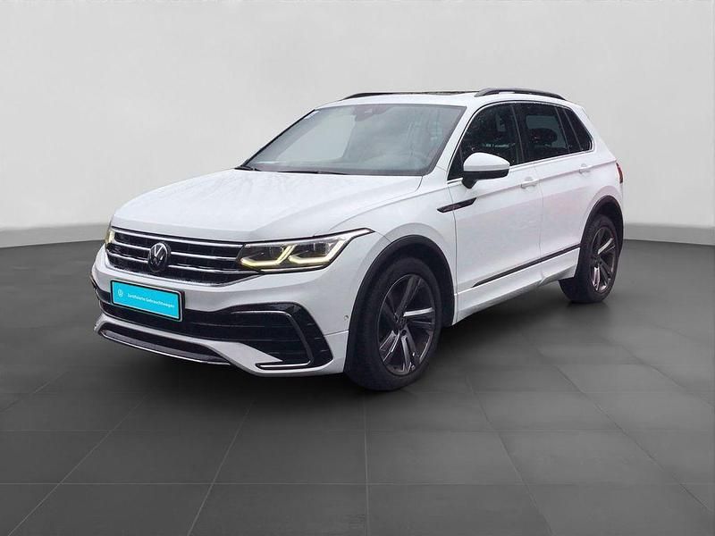 Gebraucht VW Tiguan R-line 150 PS (110 kW) 2023 Weiß SUV