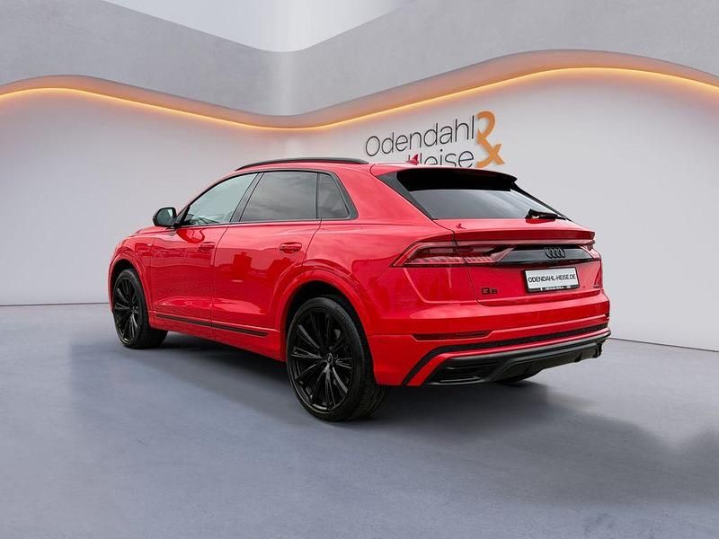 Gebraucht Audi Q8 Exclusive 286 PS (210 kW) 2022 Individuallackierungen audi ex SUV