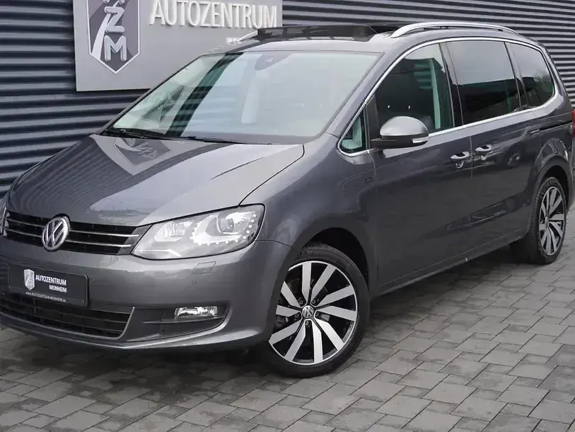 Second-hand VW Sharan 150 CP (110 kW) 2018 Gri Monovolum