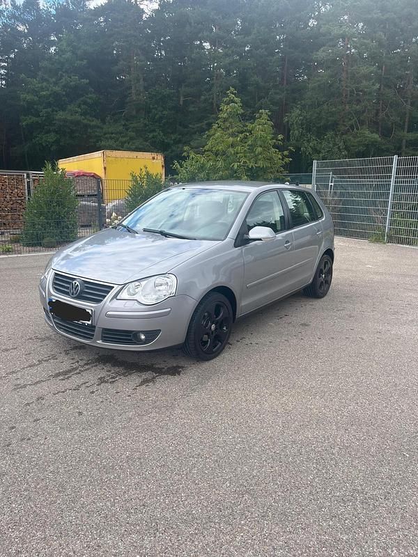 Grau Gebraucht 2008 VW Polo Kleinwagen | 5.900 € (Etwas zu teuer) - Bild 1/4