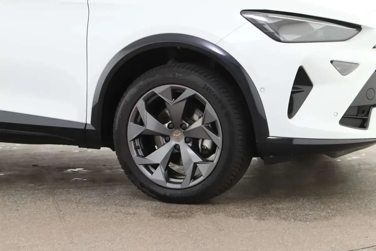 Gebraucht Cupra Formentor 150 PS (110 kW) 2025 "nevada" weiss SUV