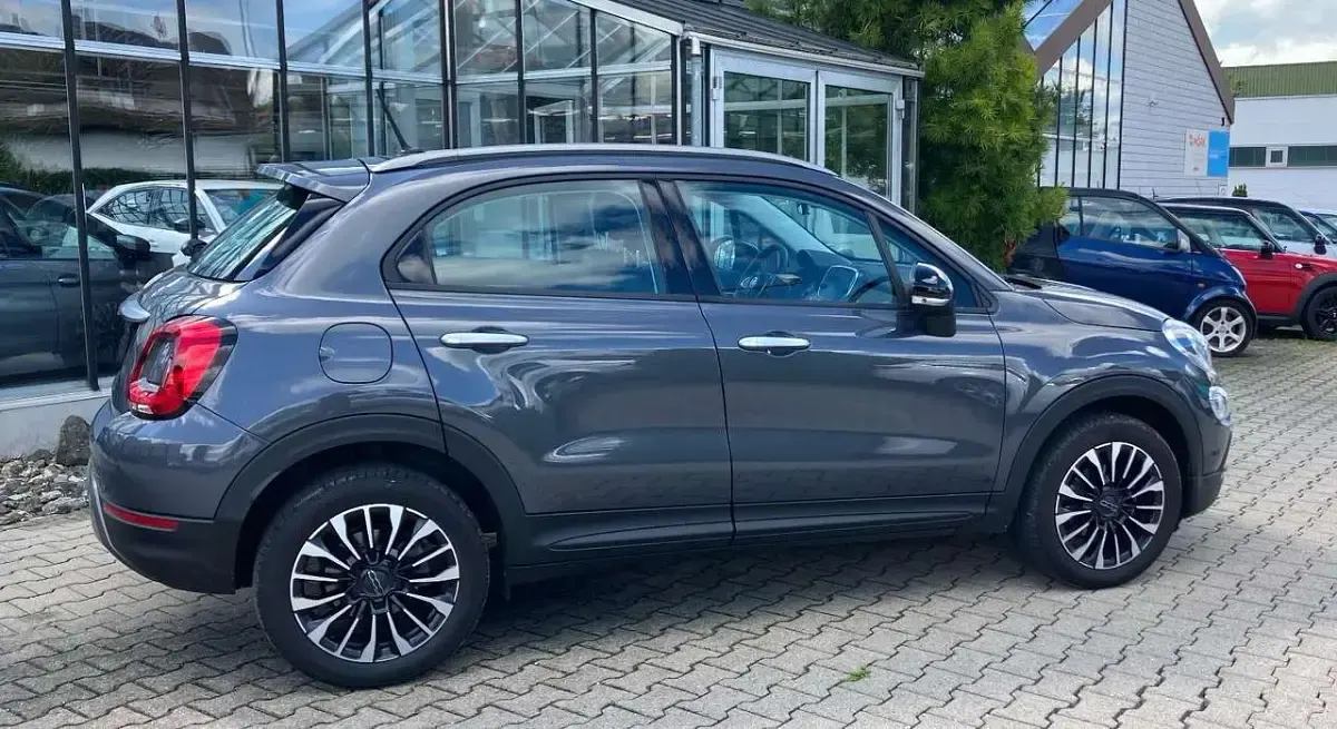 Gebraucht Fiat 500X Cross 120 PS (88 kW) 2023 Colore esterno (moda grau) SUV