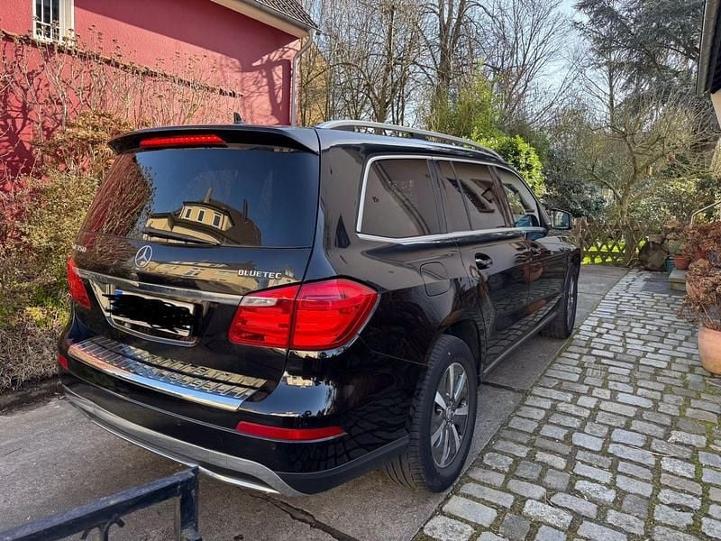Gebraucht Mercedes GL350 258 PS (189 kW) 2013 Schwarz SUV
