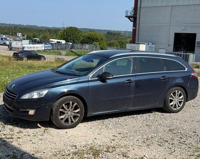 Blau Gebraucht 2014 Peugeot 508 Kombi | 4.500 € (Guter Preis) - Bild 1/4