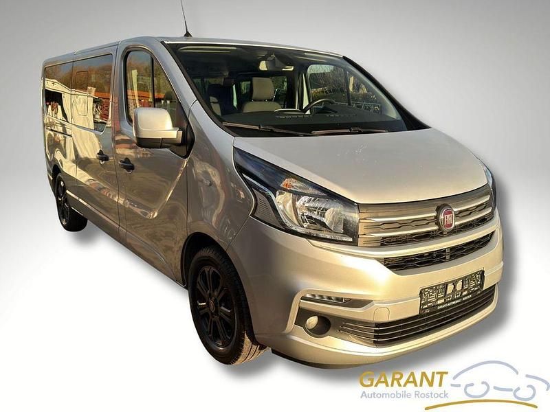 Silber Gebraucht 2019 Fiat Talento Family Van / Kleinbus | 22.980 € (Fairer Preis) - Bild 1/4