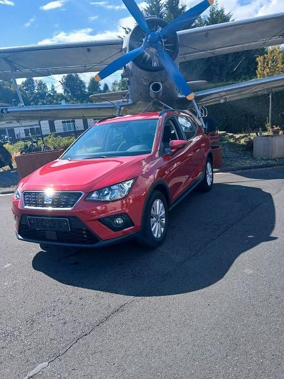 Rot Gebraucht 2021 Seat Arona Style SUV | 14.999 € (Superpreis) - Bild 1/4