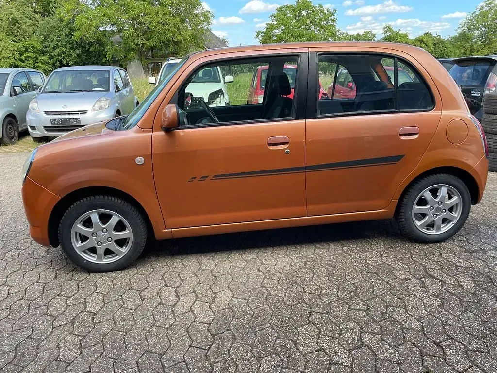 Gebraucht Daihatsu Trevis 58 PS (42 kW) 2007 Orange Kleinwagen