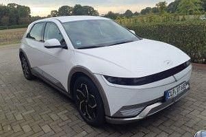 Weiß atlas white / sol Gebraucht 2021 Hyundai Ioniq 5 Dynamiq SUV | 22.500 € (Guter Preis) - Bild 1/3