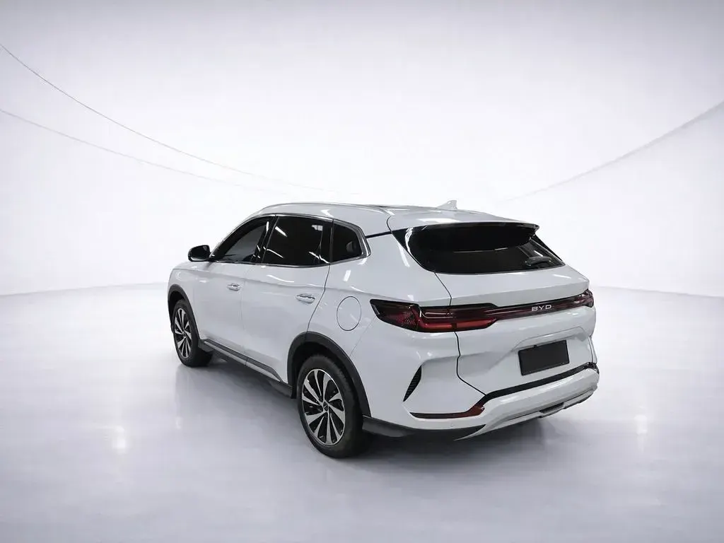 Używany BYD Seal U Boost 218 KM (160 kW) 2025 Biały SUV