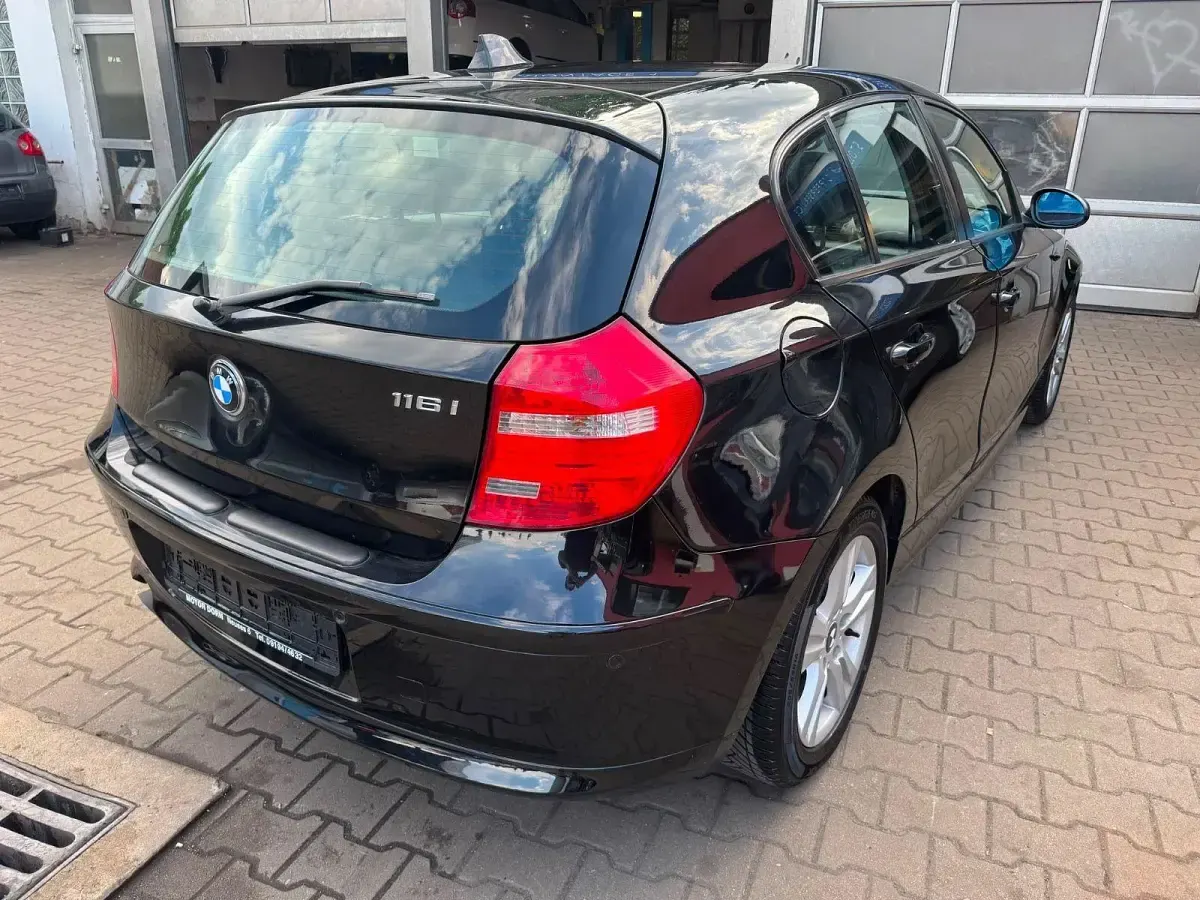 Gebraucht BMW 116 Advantage 122 PS (89 kW) 2008 Schwarz Kleinwagen