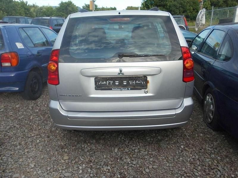 Gebraucht Mitsubishi Space Star Comfort Edition 98 PS (72 kW) 2004 Silber Kombi