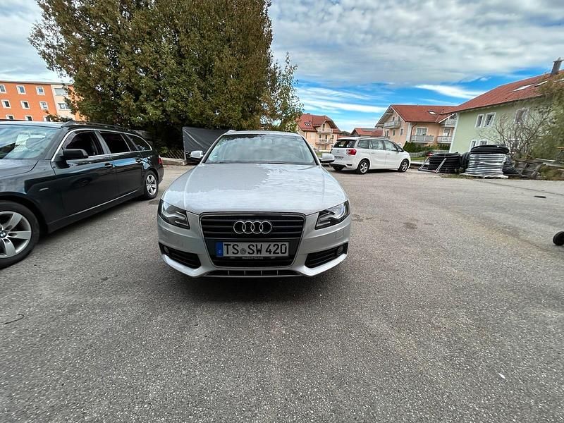 Gebraucht 2011 Audi A4 Kombi | 7.000 € (Guter Preis) - Bild 1/4