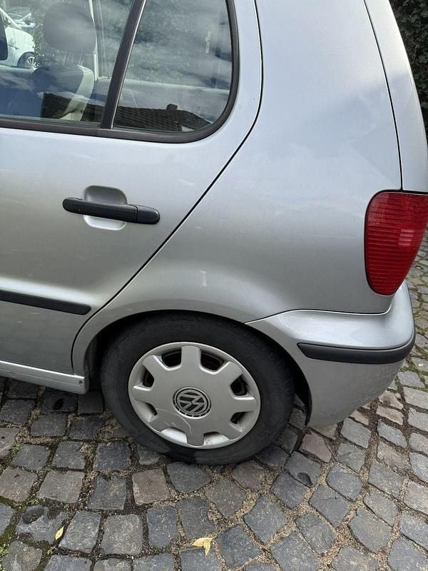 Usata VW Polo 60 CV (44 kW) 2000 Argento Berlina