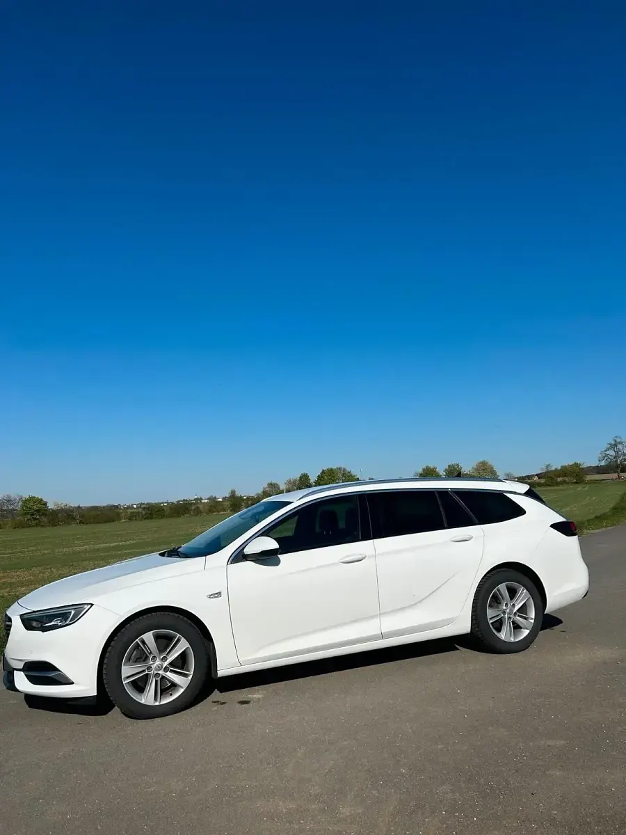 Gebraucht Opel Insignia 170 PS (125 kW) 2019 Weiß Kombi