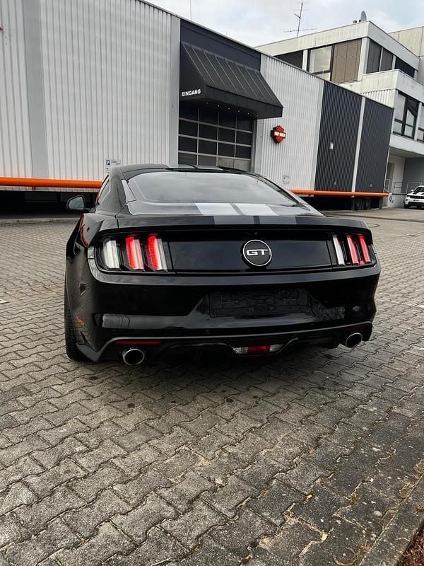 Gebraucht Ford Mustang GT 421 PS (309 kW) 2014 Schwarz Coupé