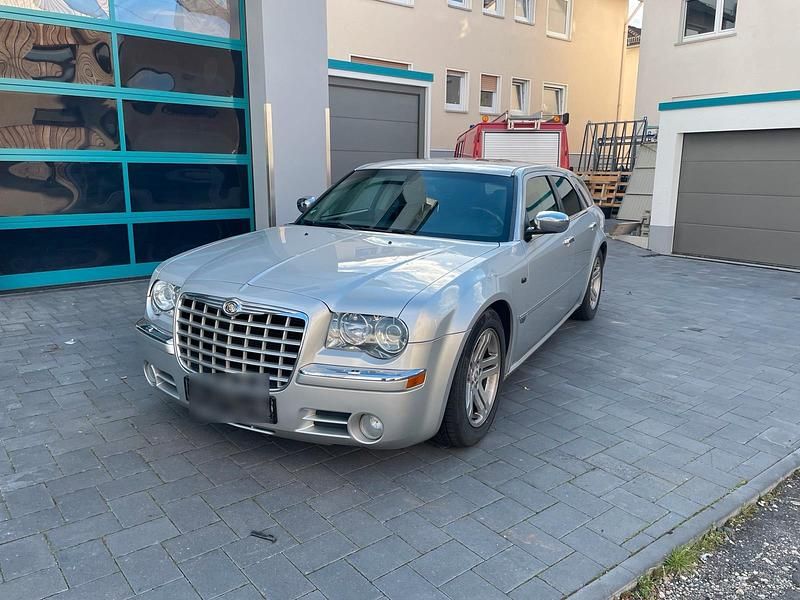 Silber Gebraucht 2004 Chrysler 300C Kombi | 6.800 € - Bild 1/4