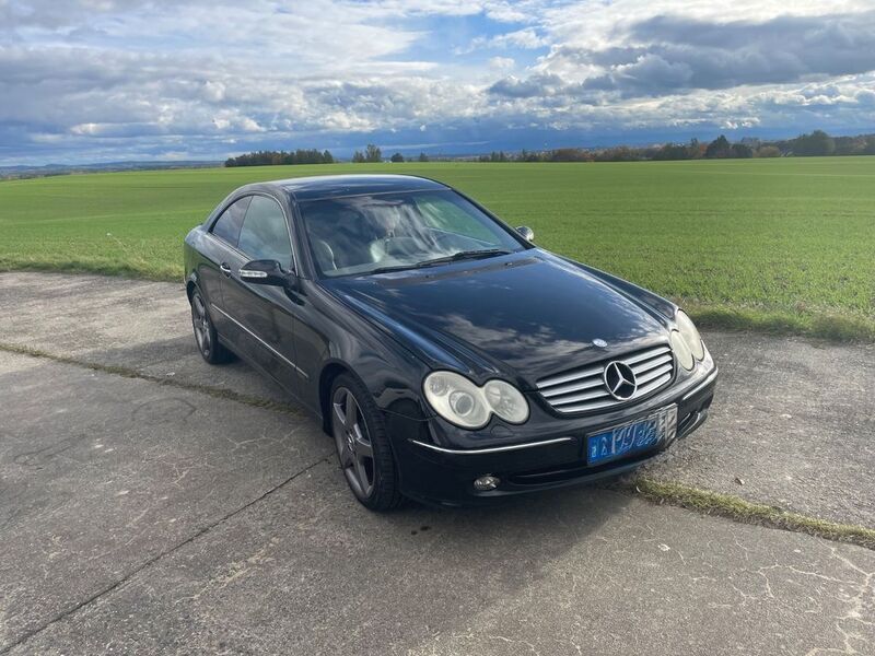 Schwarz Gebraucht 2003 Mercedes CLK270 Elegance Coupé | 2.700 € (Fairer Preis) - Bild 1/4
