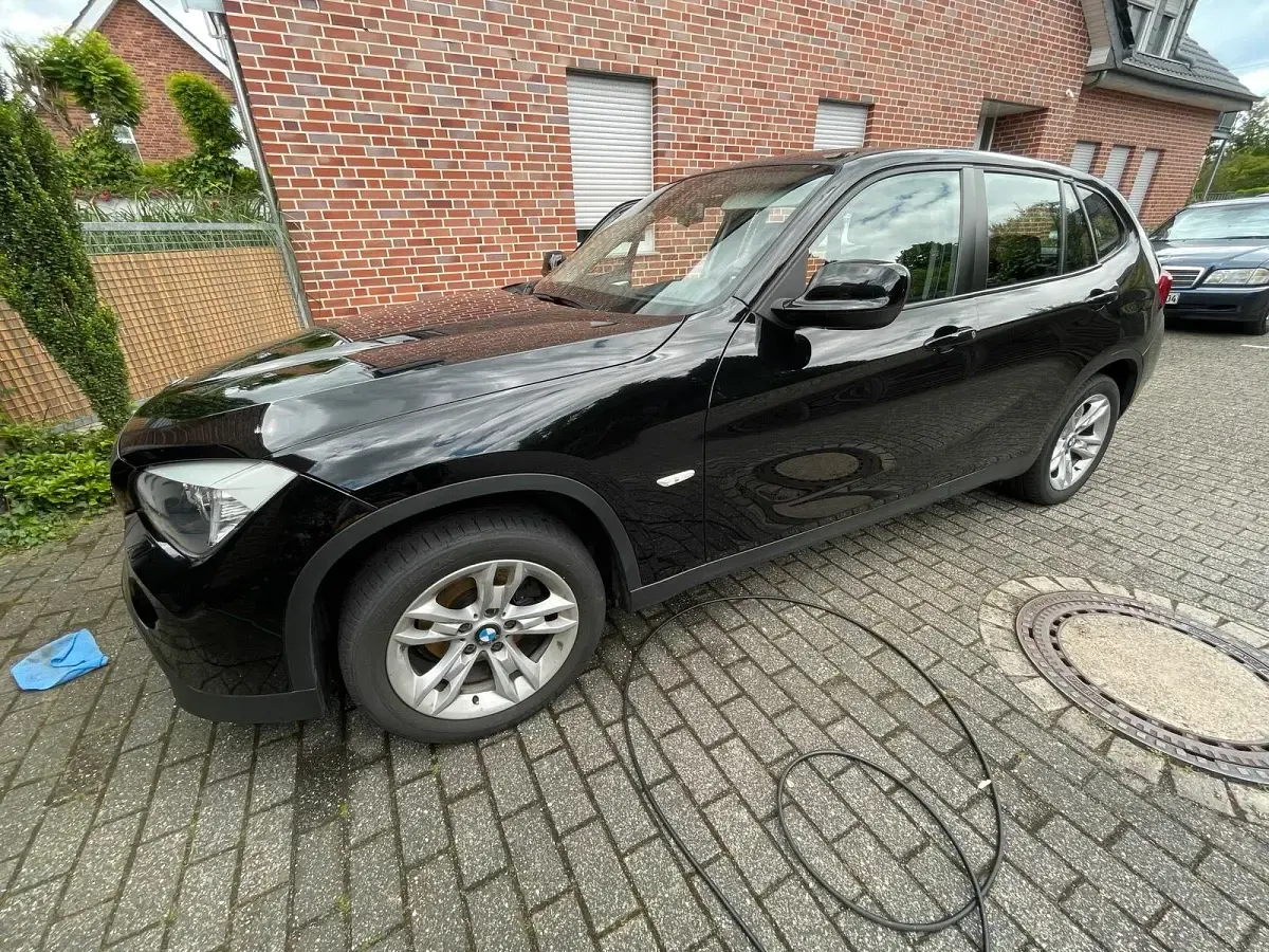 Gebraucht BMW X1 150 PS (110 kW) 2011 Schwarz SUV