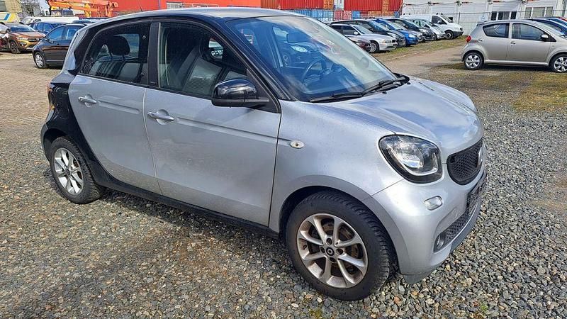 Gebraucht Smart ForFour 71 PS (52 kW) 2016 Schwarz Kleinwagen
