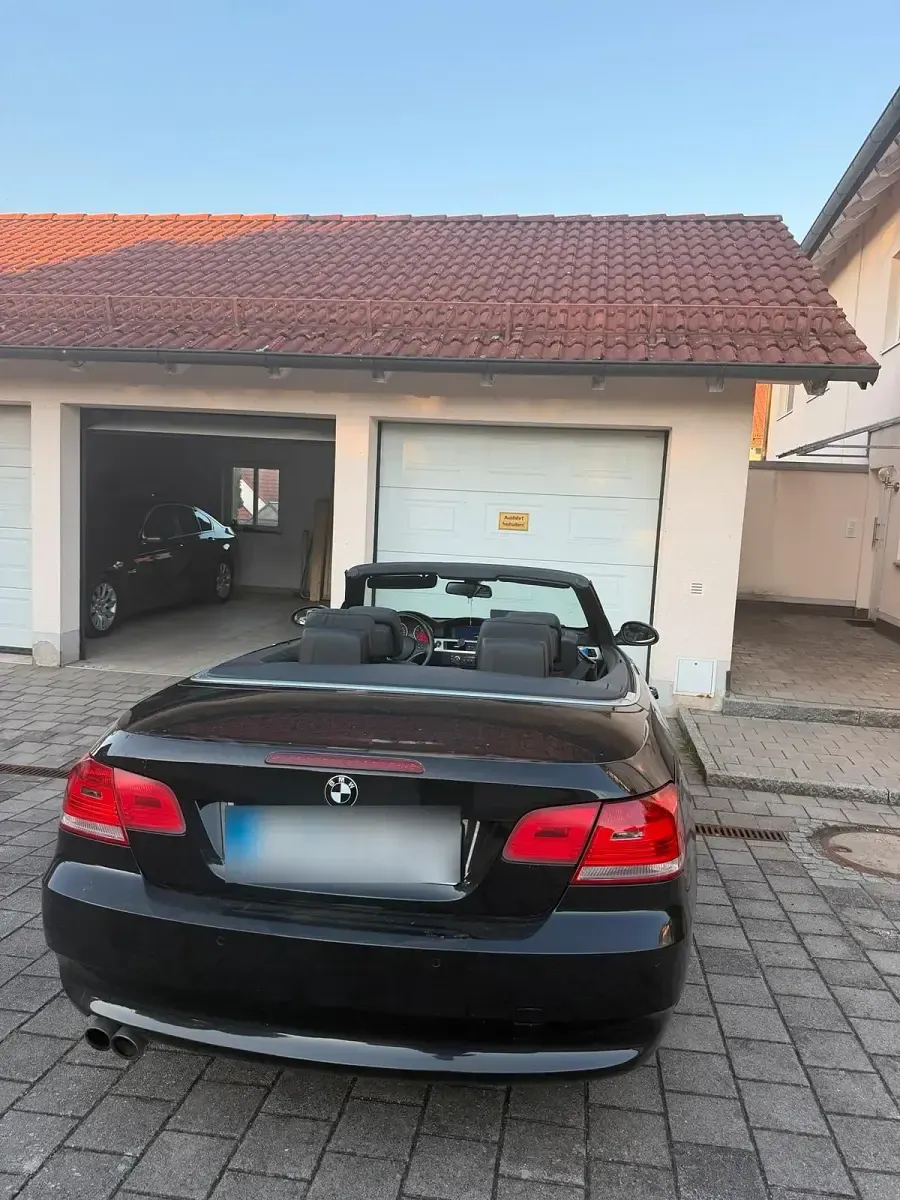 Gebraucht BMW 325 Cabriolet 218 PS (160 kW) 2009 Schwarz Cabrio