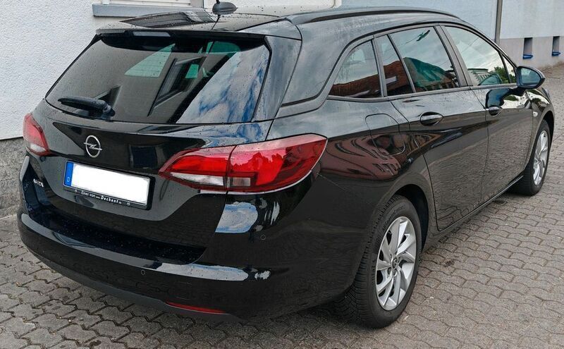 Schwarz Gebraucht 2021 Opel Astra Edition Kombi | 12.500 € (Fairer Preis) - Bild 1/4