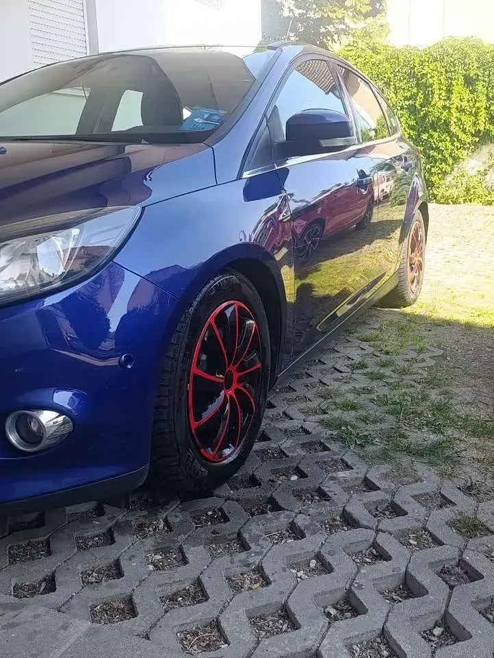Gebraucht Ford Focus Trend 140 PS (102 kW) 2014 Limousine