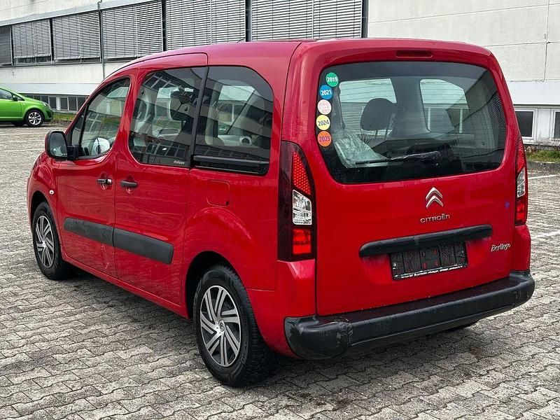 Gebraucht Citroën Berlingo 98 PS (72 kW) 2012 Rot Van / Kleinbus