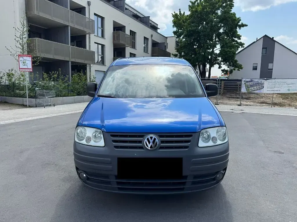 Second-hand VW Caddy Life 105 CP (77 kW) 2005 Albastru Monovolum