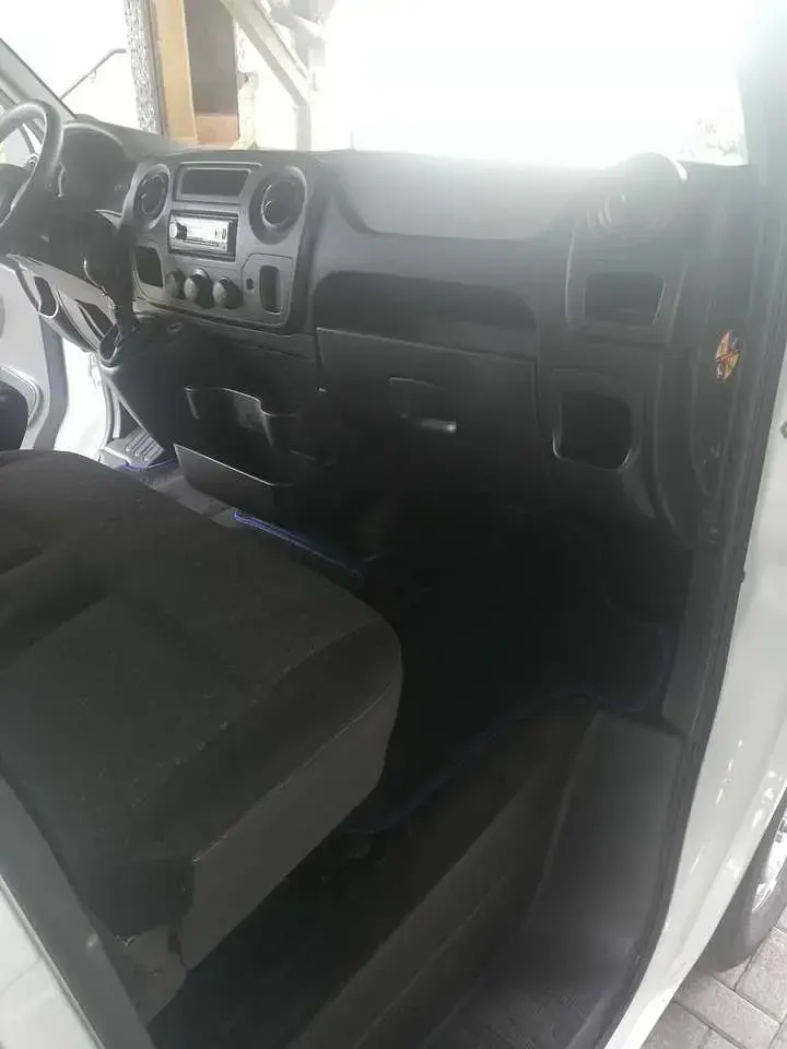 Gebraucht Opel Movano 125 PS (91 kW) 2011 Weiß Van / Kleinbus