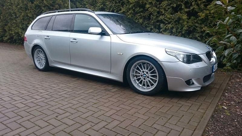 Gebraucht BMW 535 Performance 272 PS (200 kW) 2005 Silber Kombi
