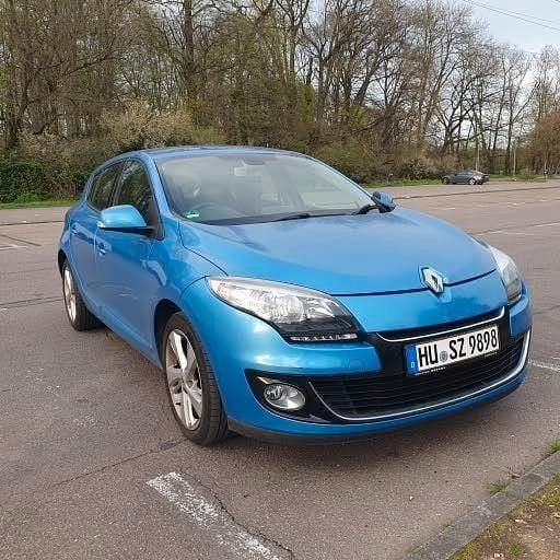 Gebraucht Renault Mégane Initiale Paris 110 PS (80 kW) 2013 Blau Limousine