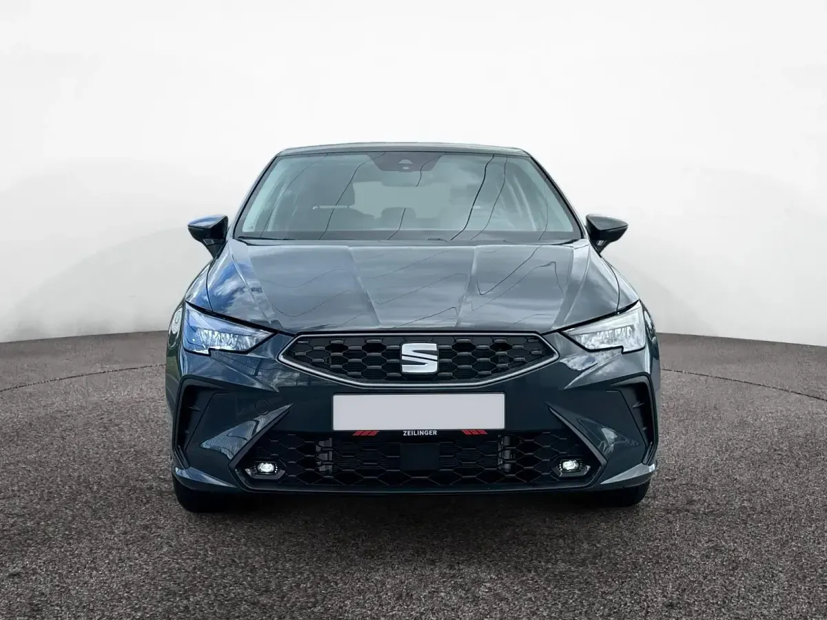 Gebraucht Seat Ibiza 95 PS (69 kW) 2026 Fjordblau Kleinwagen