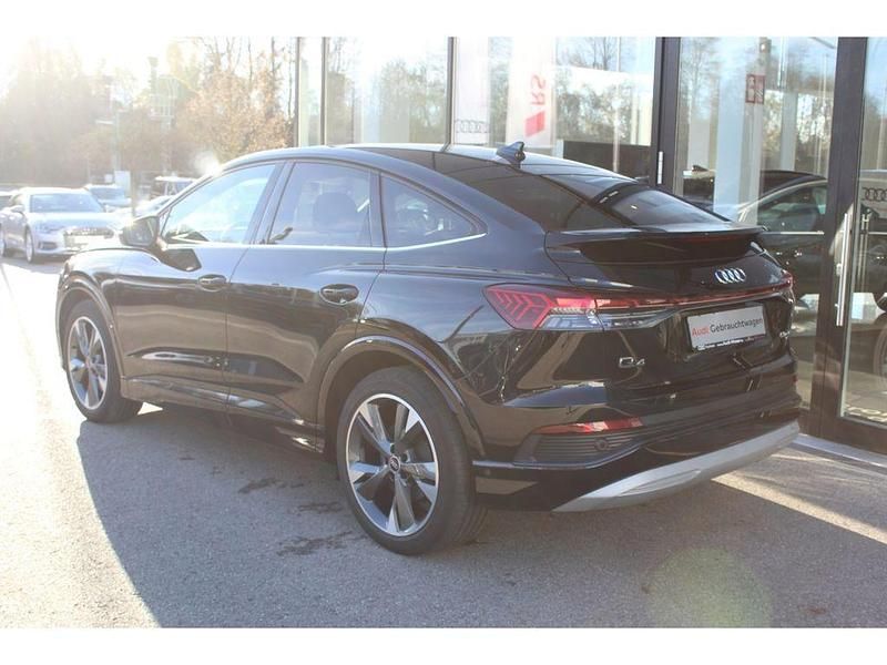 Gebraucht Audi Q4 Sportback e-tron Advanced 219 kW (299 PS) 2022 Mythosschwarz metallic SUV